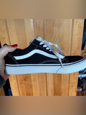 Womens Vans Old Skool sz 8.5
